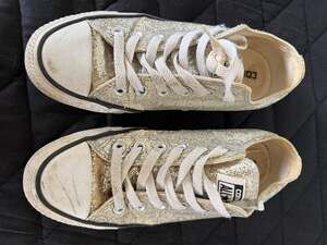 Converse Chuck Taylor All Star Low Top Gold Glitter Sneakers